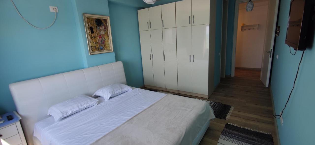 Luxury Beach Apartment In Qerret Golem  Exterior foto